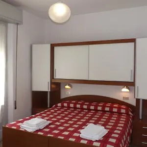https://hotel-la-vela.emilia-romagnahotels.net